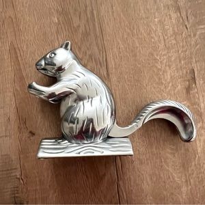 Vintage Cast Aluminum Figural Nutcracker Silver Squirrel on Hind Legs Long‎ Tail